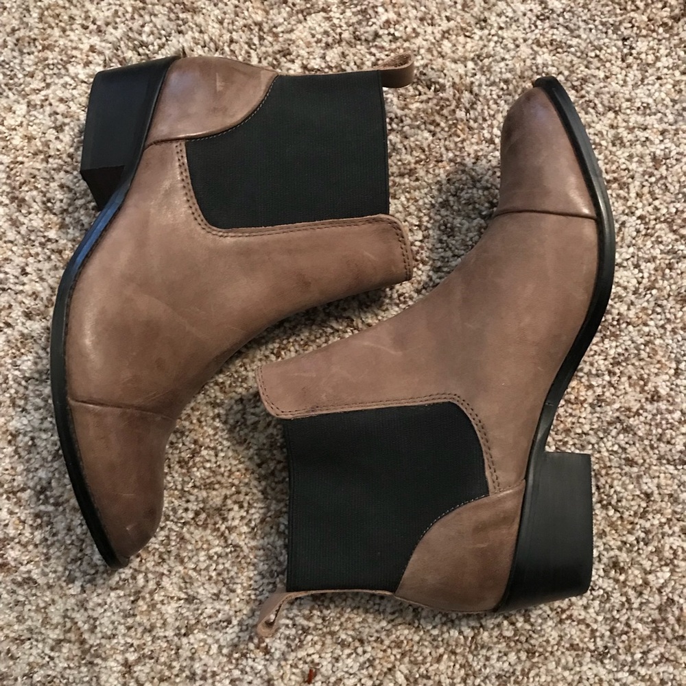 Dolce Vita Ankle Booties